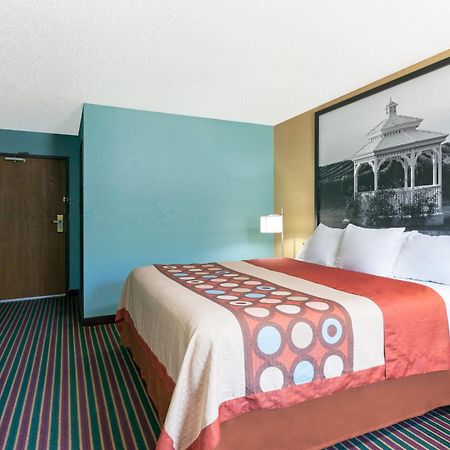 Super 8 By Wyndham Bath Hammondsport Area Motel Room photo